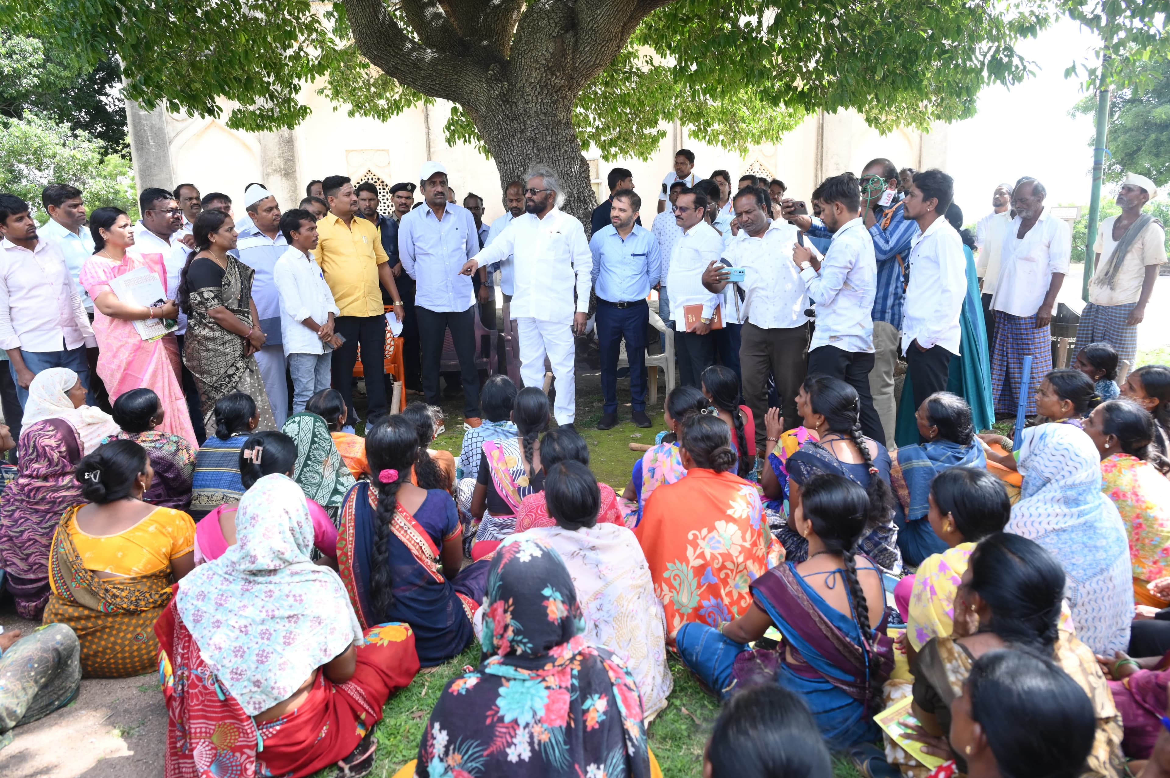 ಅಧಿವೇಶನದಲ್ಲಿ ಬರ ಪರಿಸ್ಥಿತಿ ಕುರಿತು ಚರ್ಚೆ ಸರ್ಕಾರ ರೈತರ ಪರವಾಗಿ ನಿಲ್ಲಲಿದೆ  ಈಶ್ವರ ಖಂಡ್ರೆ